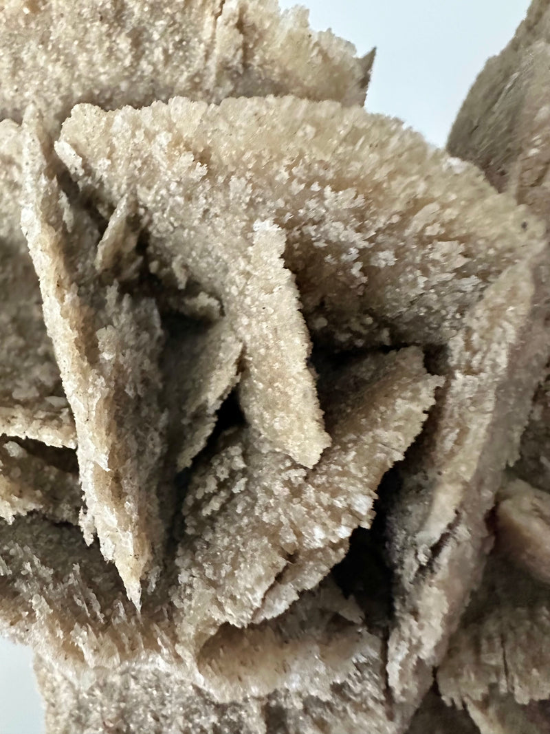 Monumental Desert Rose crystal, 3.25kg natural sand gypsum specimen with layered petal formations, ideal for home decor or crystal collectors