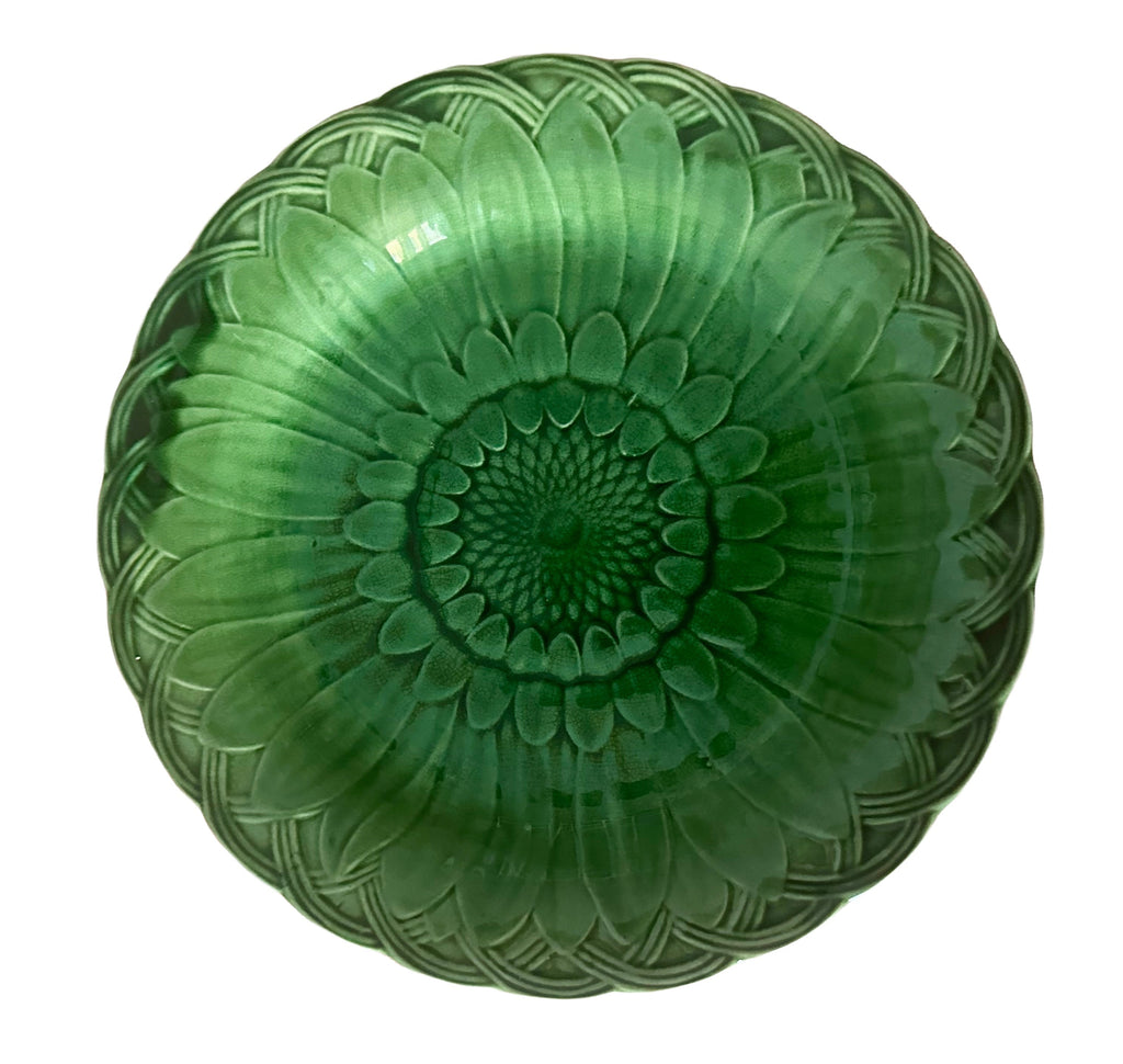 Wedgwood Sunflower Pattern Plate 1880 – Emerald Green Majolica with Basketweave Border