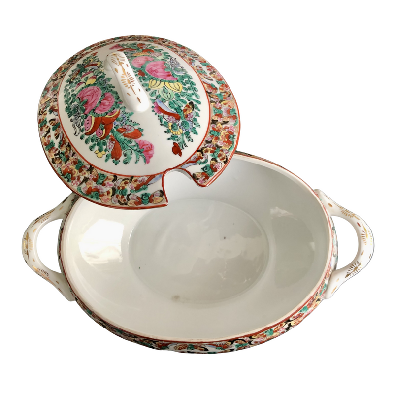 vintage Famille Rose hand-decorated porcelain tureen. Japanese porcelain decorated in Hong Kong with auspicious symbols including butterflies, roses and peaches in the 20th century