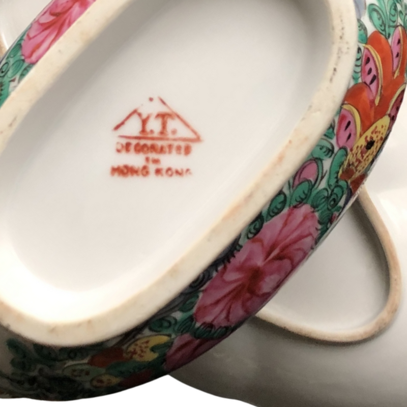 Famille Rose Sauce Boat and Stand Japanese porcelain decorated in Hong Kong