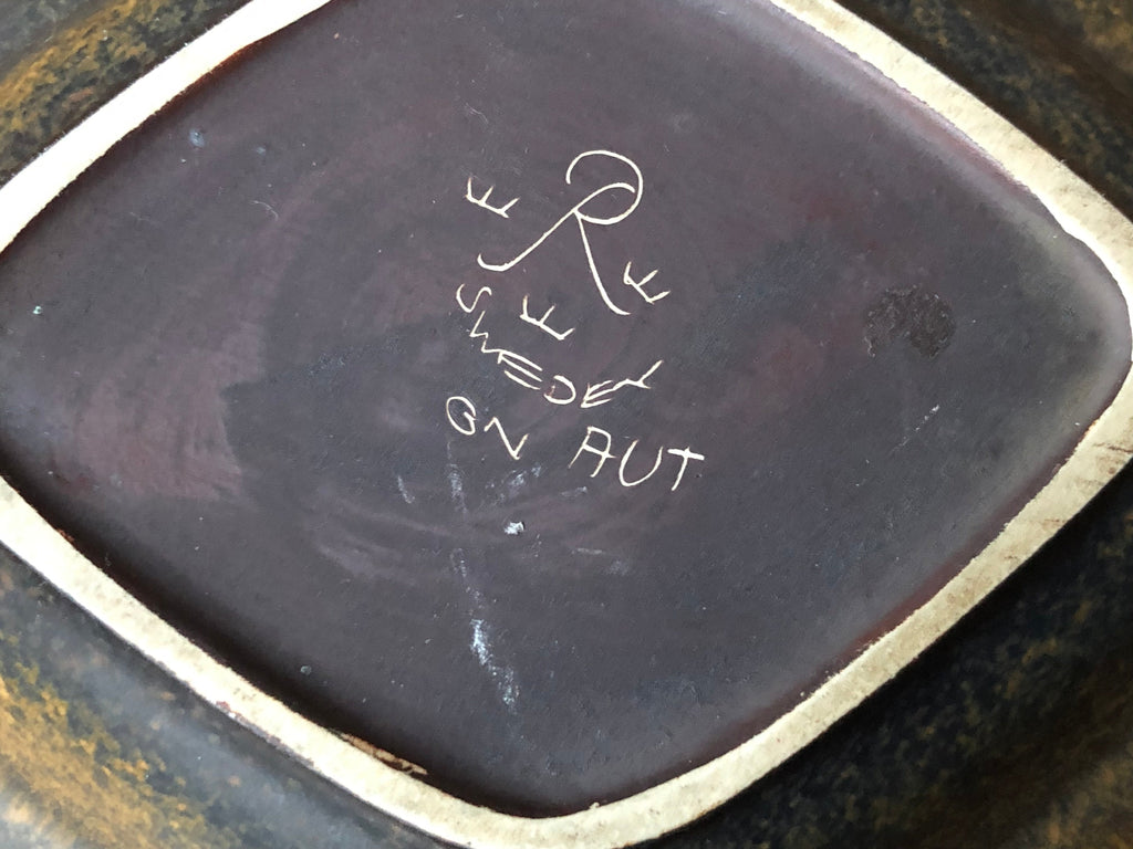 Can’t Identify That Mark? How AI Can Help with Pottery, Glass and Silver