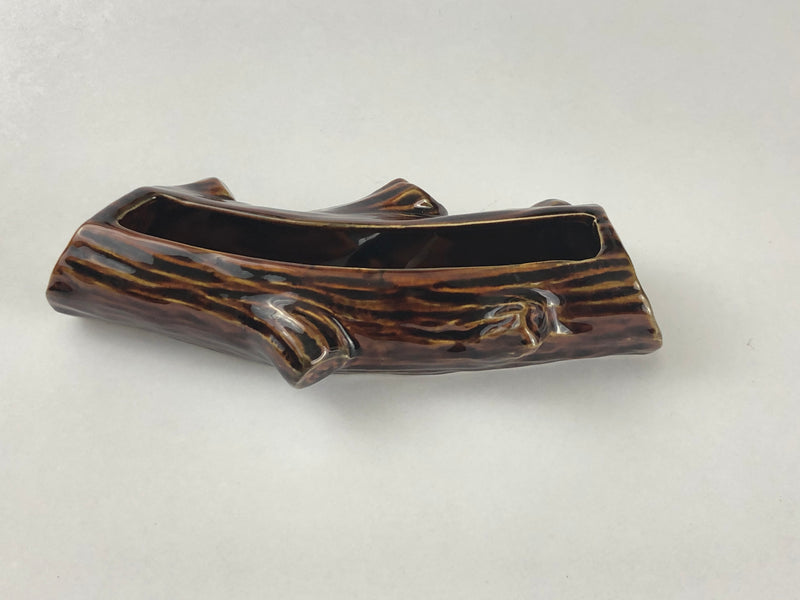 Dartmouth Pottery Log