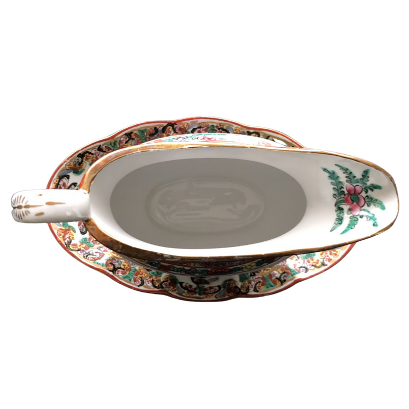 Famille Rose Sauce Boat and Stand Japanese porcelain decorated in Hong Kong
