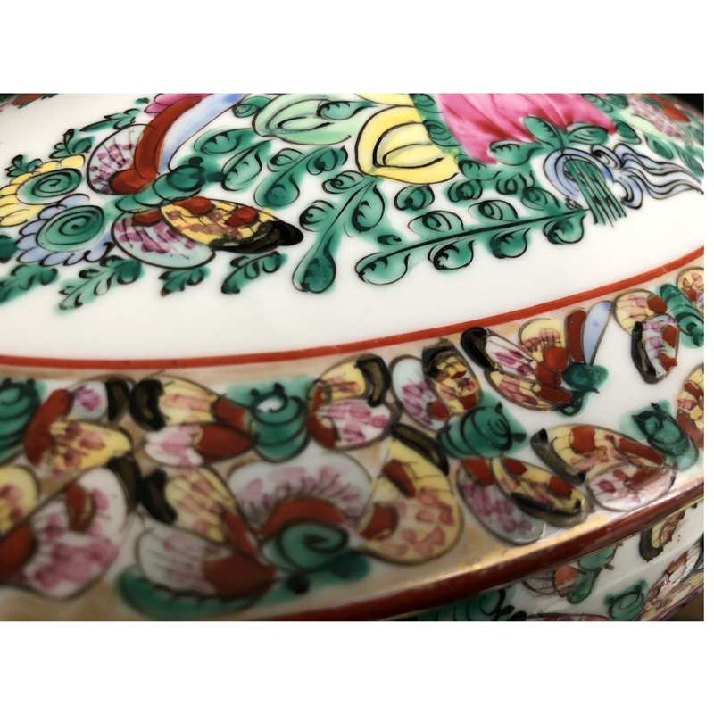 vintage Famille Rose hand-decorated porcelain tureen. Japanese porcelain decorated in Hong Kong with auspicious symbols including butterflies, roses and peaches in the 20th century