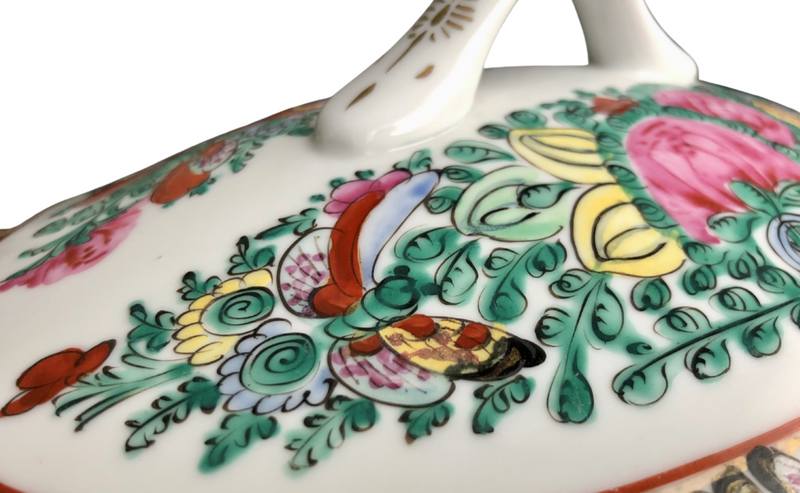 vintage Famille Rose hand-decorated porcelain tureen. Japanese porcelain decorated in Hong Kong with auspicious symbols including butterflies, roses and peaches in the 20th century