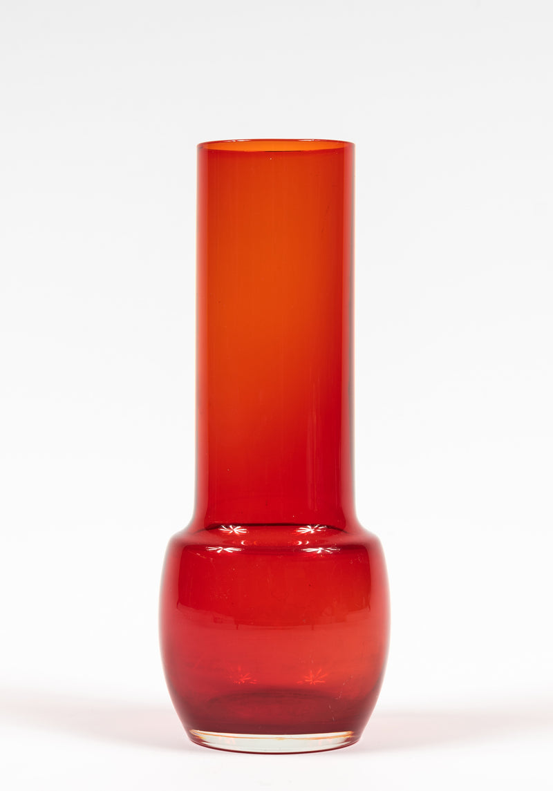 Riihimäen Lasi Oy / Riihimaki Red Glass Vase
