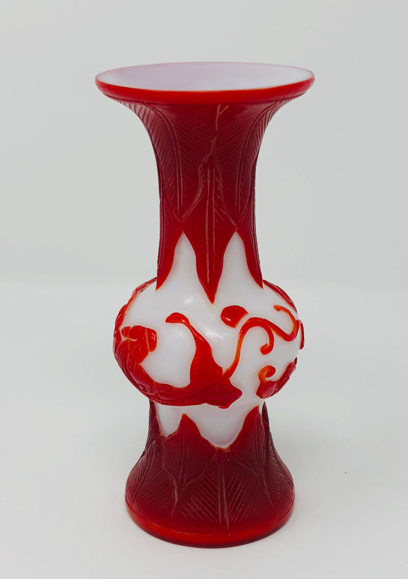 Peking, Chinese Cameo Glass Vase in white with red overlay